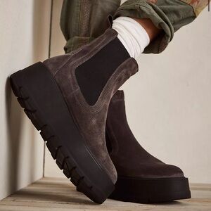 Free People Imogen Platform Chelsea Boots Sz 38